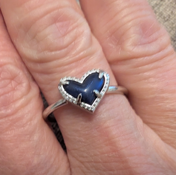 Kendra Scott Ari Heart Ring Silver And Navy Cat's Eye - Picture 1 of 1